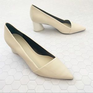 MERCEDES CASTILLO Size 38.5 / 8.5 Kioko Pump in Ivory Pointed Toe Block …